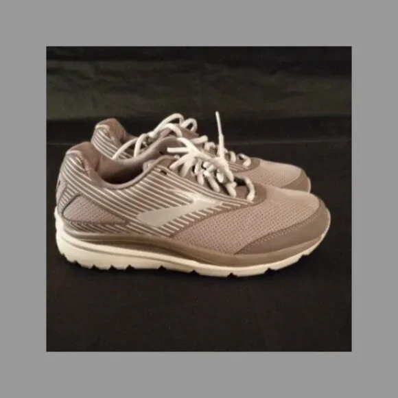 BROOKS Addiction Walker Suede Shoes - Picture 10 of 10